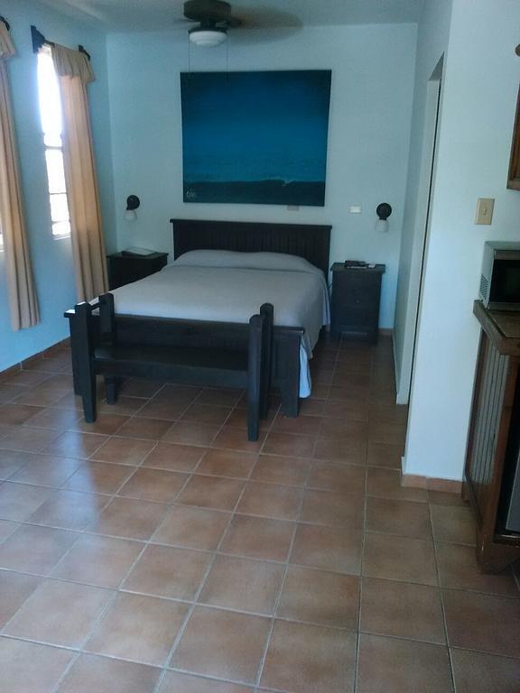Las Palmas Inn Ринкон Екстериор снимка
